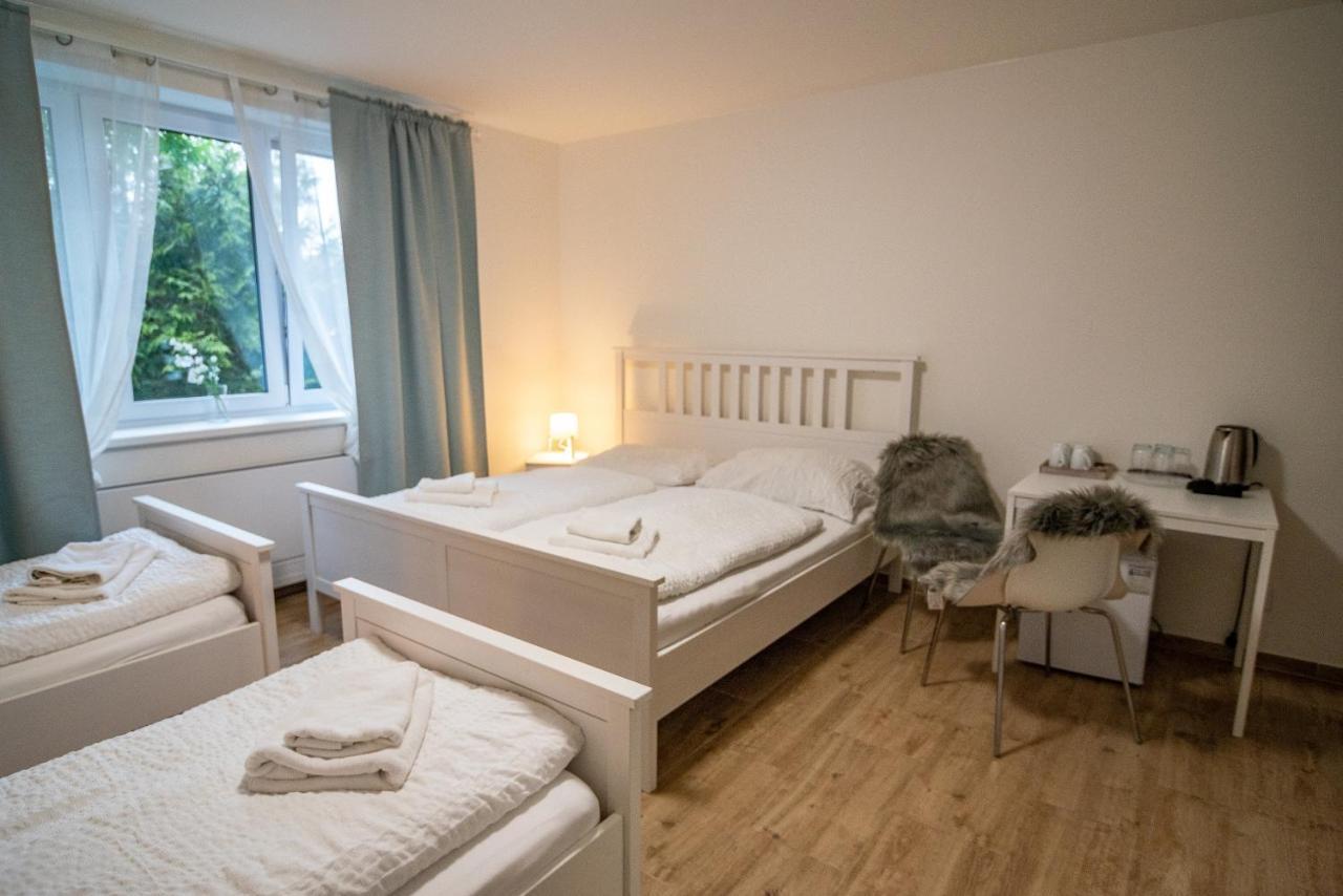 Mikulov - Inn - Hotel S Vinnym Sklepem Venuse מראה חיצוני תמונה
